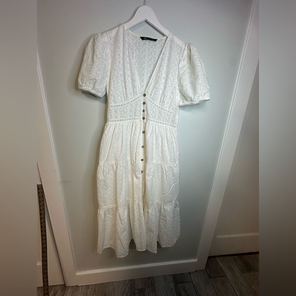 Zara White Lace Eyelet Boho Coastal Cottagecore Prairie Midi Dress Size Large - Picture 12 of 17